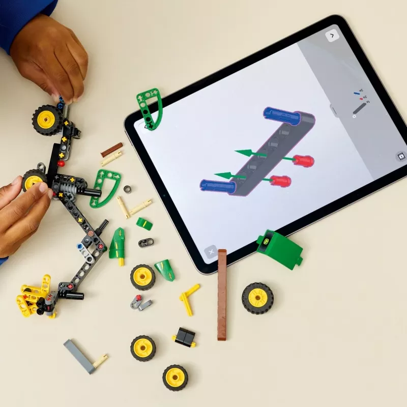 LEGO TECHNIC 42218 John Deere 1470H Kombajn na ťažbu dreva