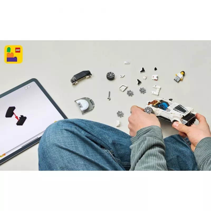 LEGO konštrukčná hračka Bugatti Centodieci Speed Champions 77240 – 291 dielov, 1 minifigúrka, od 9 rokov