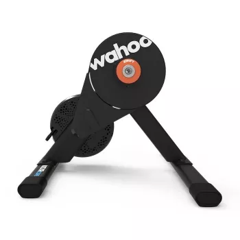 Wahoo KICKR CORE 2 trenažér (ZWIFT Cog & Click)