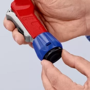 Knipex 90 31 02 SB ručný rezač rúr Pipecutter