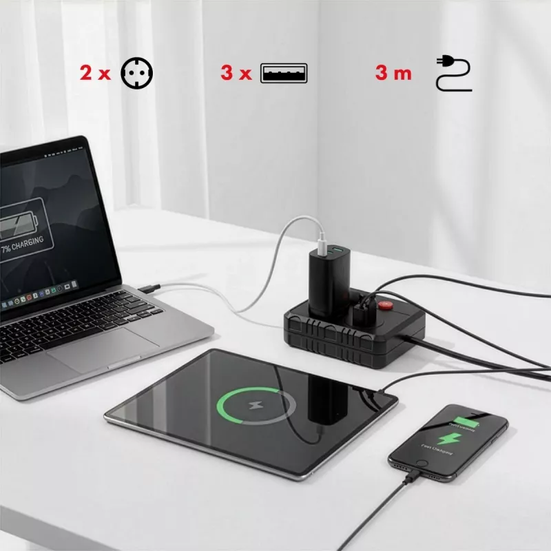 Predlžovací prívod Maclean MCE388 B, 2 zásuvky, 3x USB, 110-240 V, 2500 W, 3 m, čierny