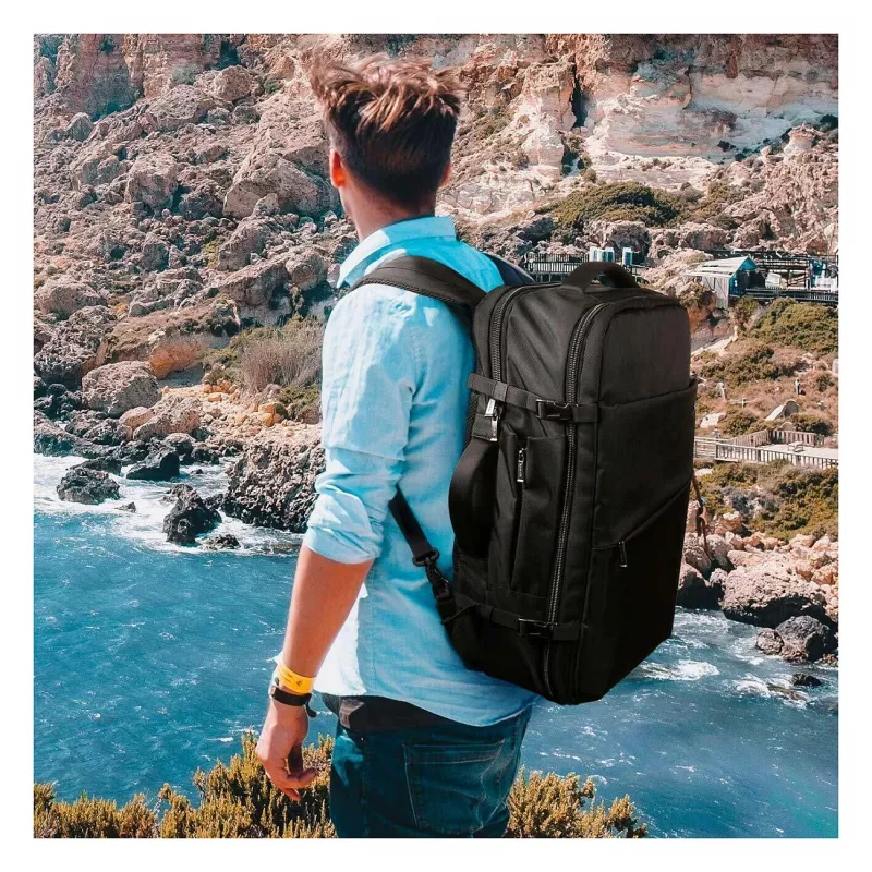 inateck batoh na notebook 15,6-17 BP03001 čierny 40L