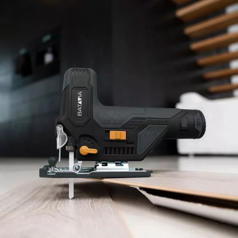 Batavia B.V. | 12V akumulátorová priamočiara píla – Fixxpack 2.0 set (vrátane 2,0Ah batérie a USB-C nabíjacieho kábla)