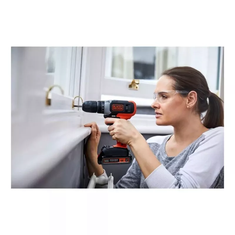 BLACK & DECKER | Akumulátorová vŕtačka so skrutkovačom | BCD001C2-QW | 18 V | 2x1,5 Ah | Lítium