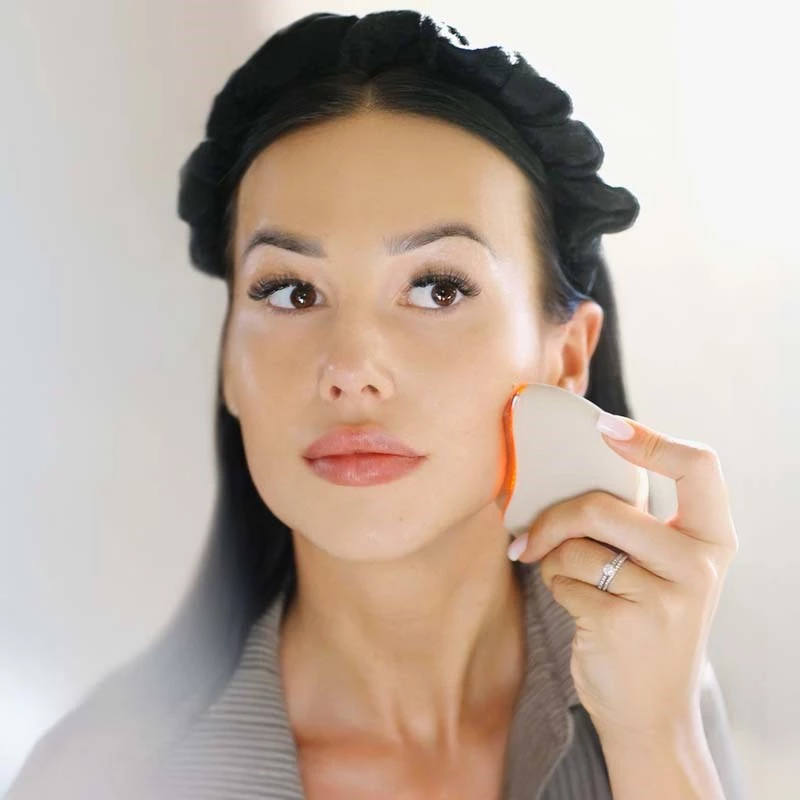 Neno Beauty AURI 5-in-1 prístroj na spevnenie tváre a krku