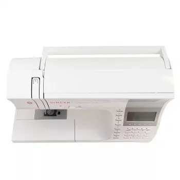 Šijací stroj SINGER Quantum Stylist 9960 — 600 vzorov stehov, 13 automatických programov gombíkovej dierky, systém voľného ramena