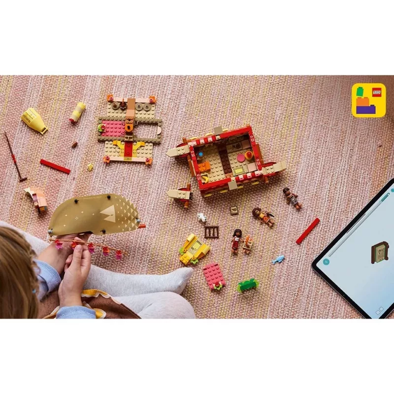 LEGO Disney 43270 Dobrodružná kanoe Moany, 529 dielikov, 3 minifigúrky, 6+