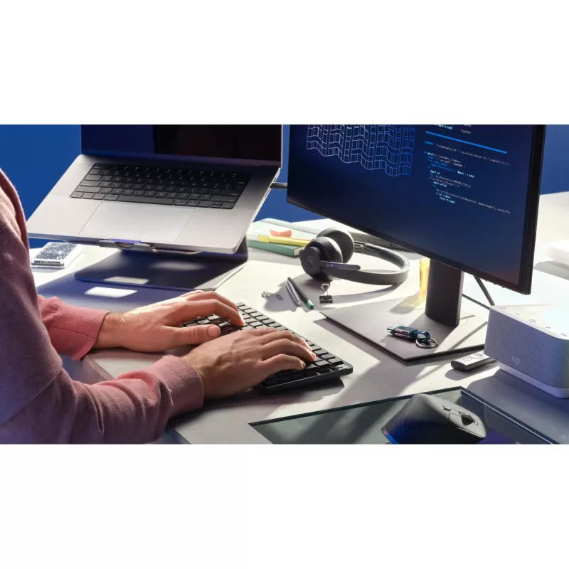 MX Mechanical Mini minimalistická bezdrôtová podsvietená klávesnica - GRAPHIT - DEU - CLICKY bezdrôtová 1 USB