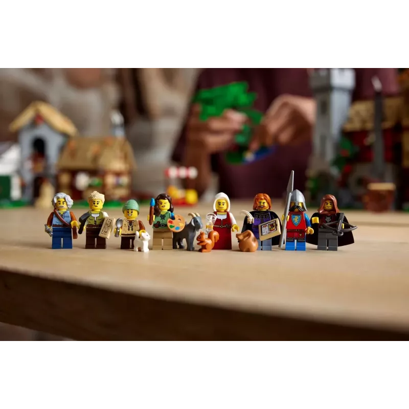 LEGO ICONS 10332 Stredoveké trhovisko