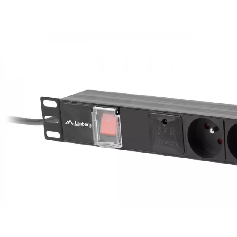 Rozvodná jednotka LANBERG PDU-06E-0200-BK — 6x výstupy typu E, 16 A, kábel 2 m, 1U rack, 220–250 V