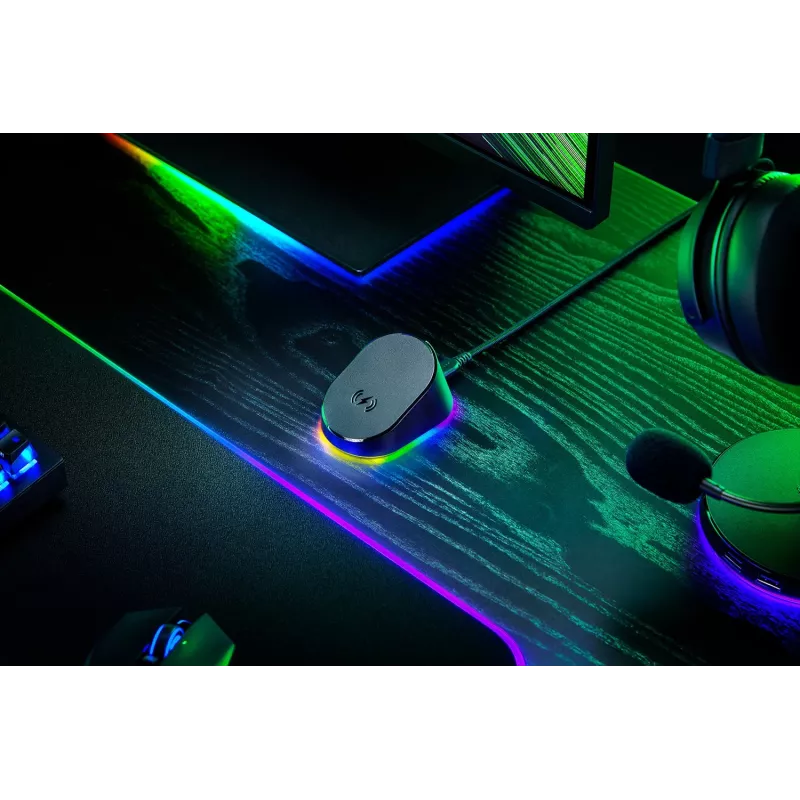 Razer Mouse Dock Pro s bezdrôtovým nabíjacím puckom