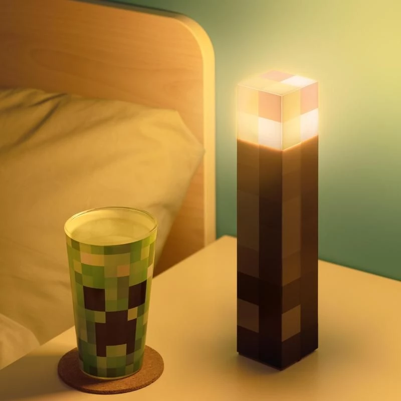 Stolná lampa Paladone Torch Light PP9202MCFV3 dizajn Minecraft na batérie
