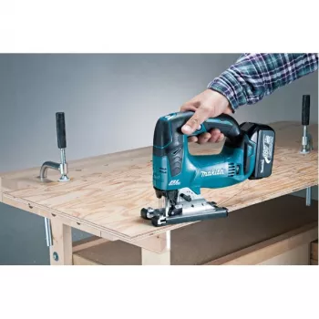 Makita DJV182Z akumulátorová priamočiara píla 2,6 kg