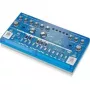 Basový syntetizátor Behringer TD-3-BB Blue Transparent – analógový bassline modul