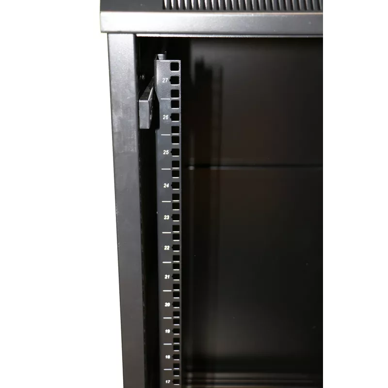 Voľne stojaci rack Extralink Rackmount rozvádzač 32U 600x600 čierna
