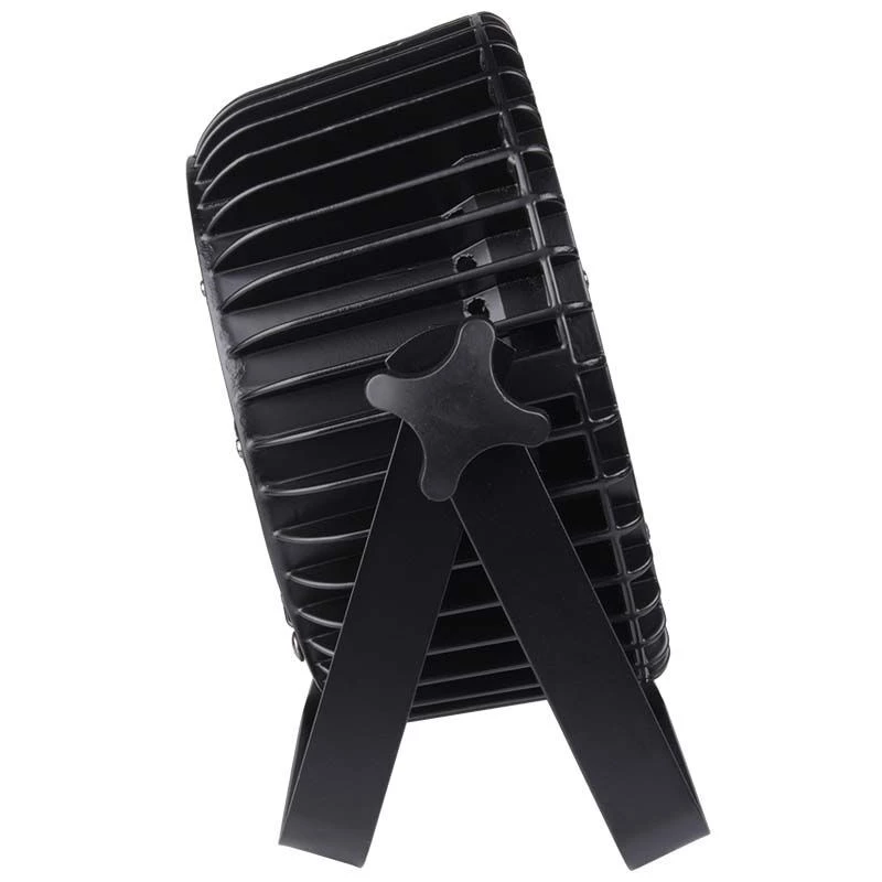 LIGHT4ME ALU QUAD PAR 18x6W RGBW - pódiový reflektor