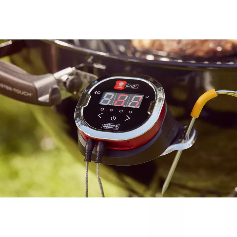 Weber gril na drevené uhlie Master Touch GBS E-5750, 57 cm čierny