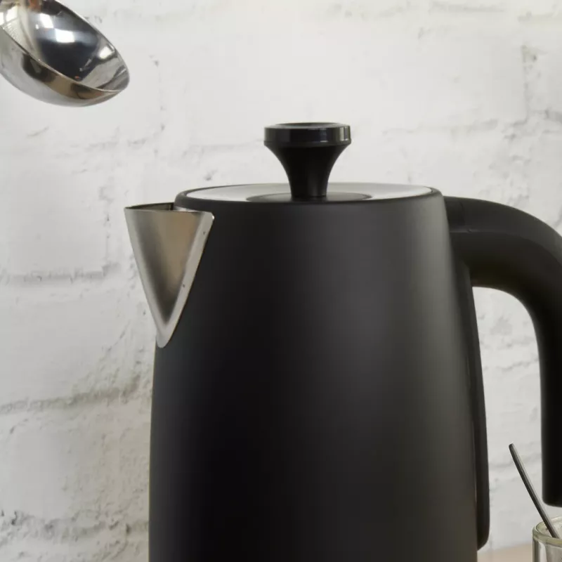 Rýchlovarná kanvica Petra 1,7 l 3 kW matná čierna