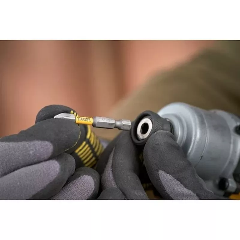Rázový uťahovák Stanley FATMAX SFMCF830B-XJ 3200 ot/min čierna žltá