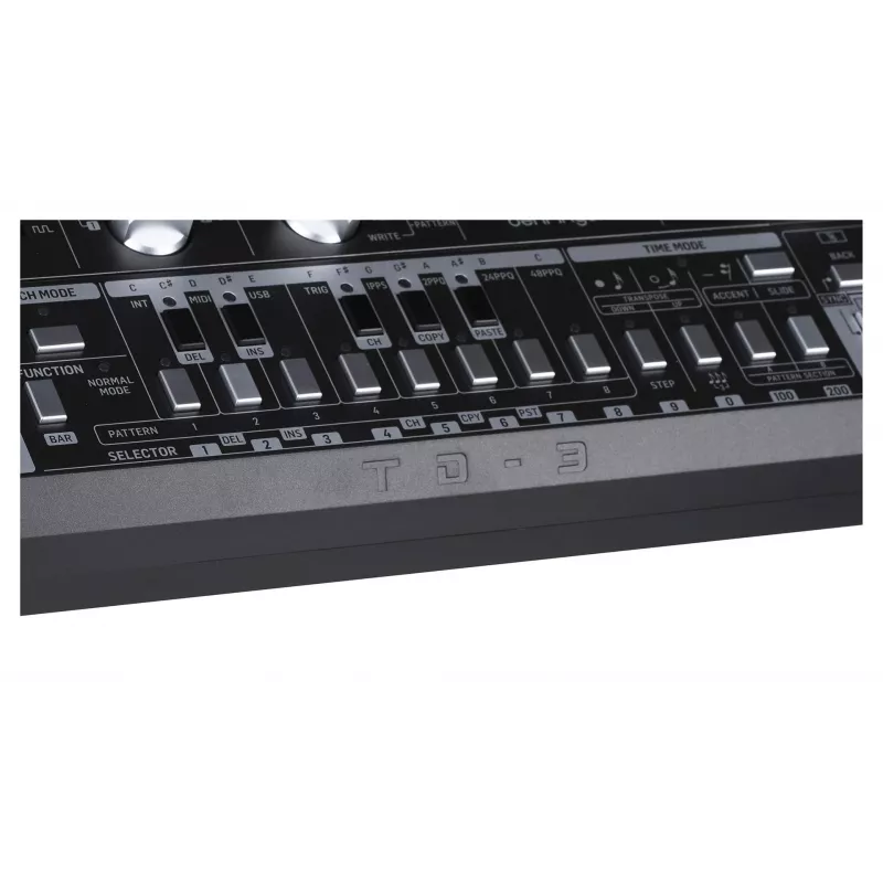 Behringer TD-3-BK analógový syntezátor basovej linky, čierny