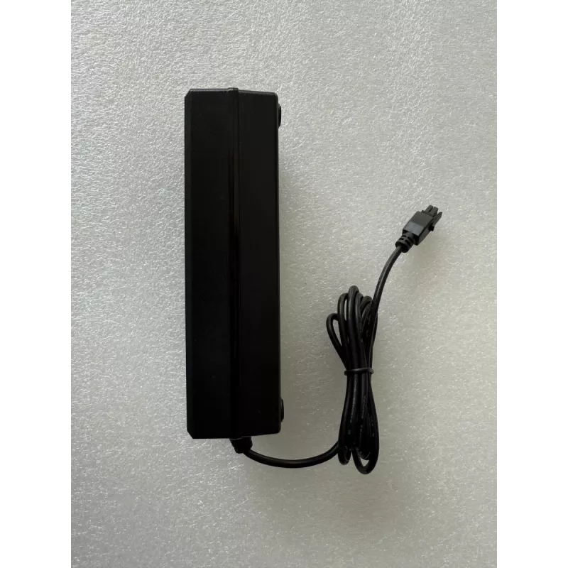 Interiérový napájací zdroj TELTONIKA PR3PWEU3 100–240 V vstup, 1,2 m kábel, čierny