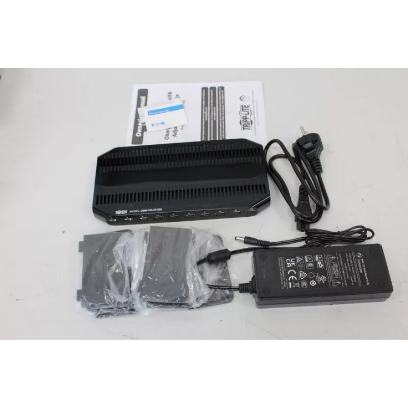 USB nabíjacia stanica Tripp Lite U280-010-ST-CEE — 10 USB portov, nastaviteľná priehradka