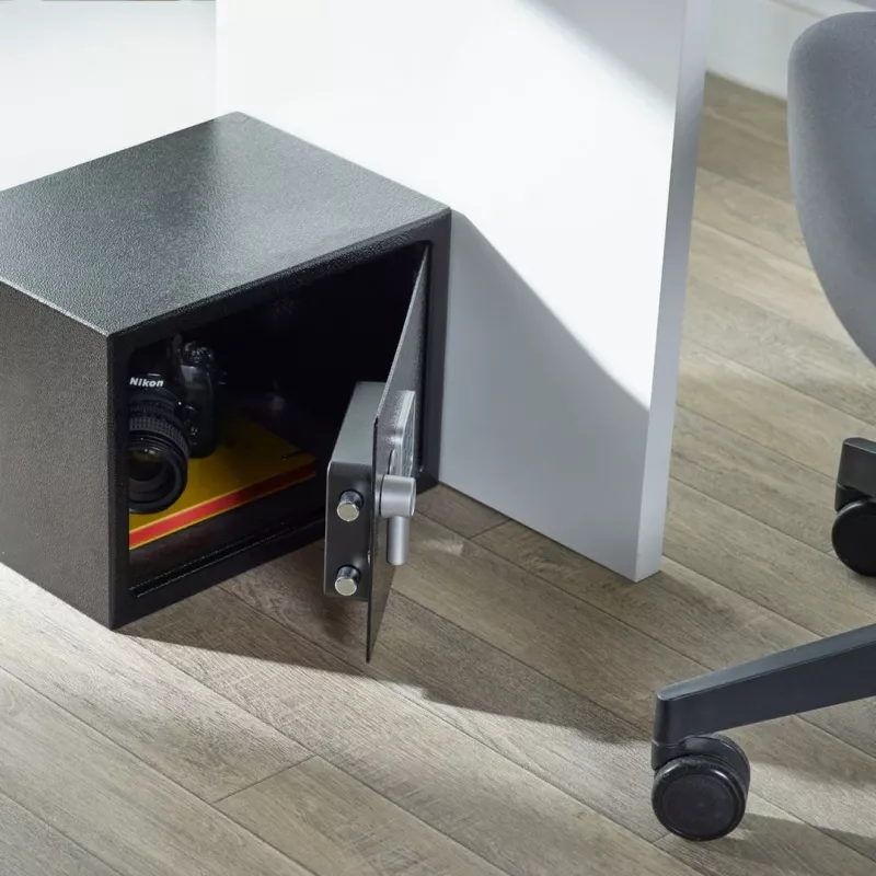 Yale YSV/250/DB2 samostatne stojaci trezor 16,3 l oceľ čierny