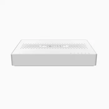 Tenda Switch SM105 Unmanaged 2.5G Ethernet 5 portov 25 Gbit/s
