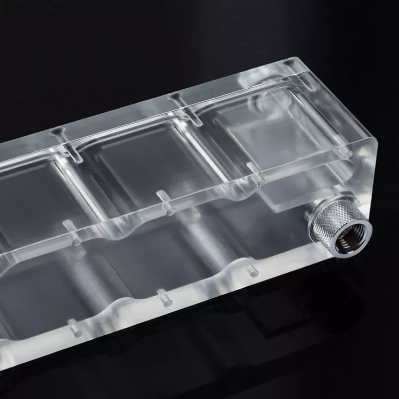 BitsPower Tiny Tank SC6 200 pumpa PWM transparentná – kompaktná kombinácia pumpy a vyrovnávacej nádržky pre vodné chladenie