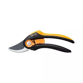 Fiskars Plus SmartFit P541 záhradné nožnice na bypass čierna, oranžová