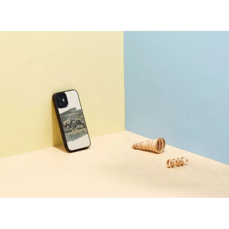Puzdro na telefón Man and Wood pre iPhone 12 mini — bielý dizajn býka