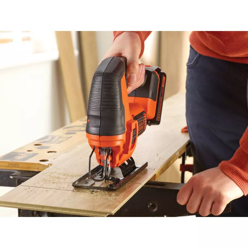 Elektrická priamočiara píla Black & Decker BDCJS18N
