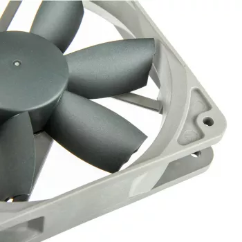 120mm Noctua NF-S12B redux 700 skriňový ventilátor – 700 ot/min, 56,9 m³/h, 6,8 dB, ložisko SSO, 3‑Pin, 120×25 mm