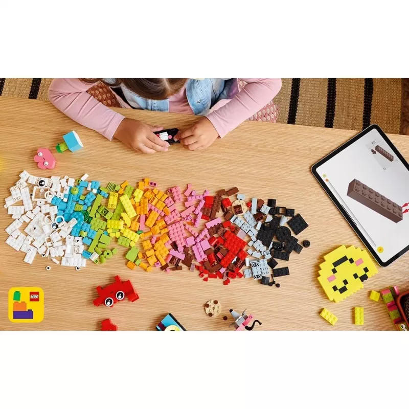 LEGO CLASSIC 11042 Kreatívna veselá krabica