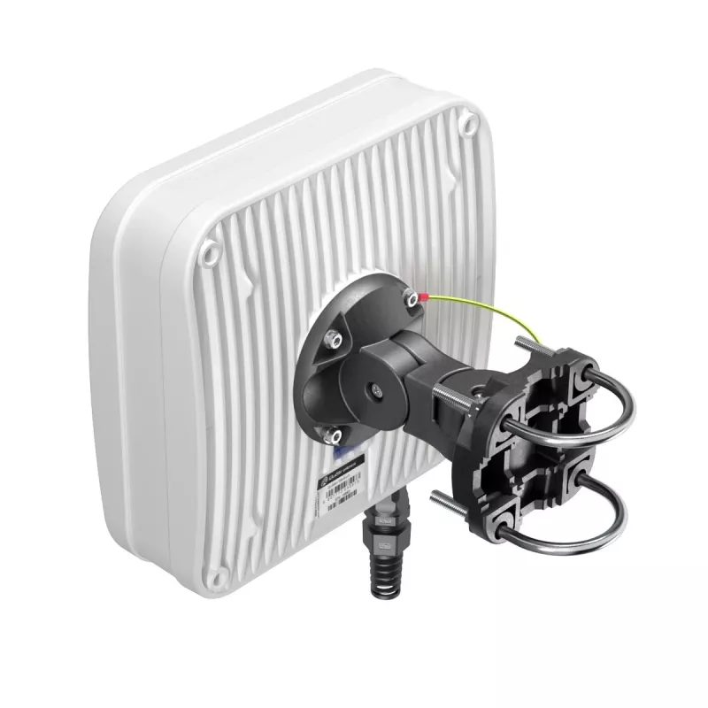 QuWireless QuMax A140M-A smerová anténa LTE pre Teltonika TRB140, PoE/LAN, 6 dBi, IP67, biela