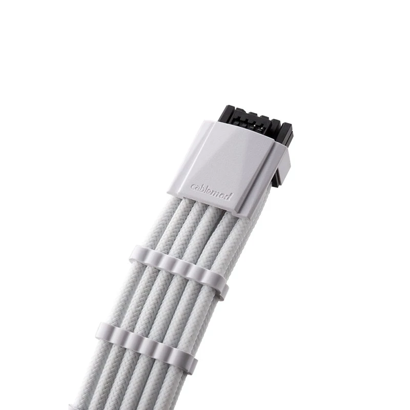 Napájací kábel CableMod RT-Series Pro ModMesh 12VHPWR na 3× PCIe CM-PRTS-16P3-N60KW 60 cm biely
