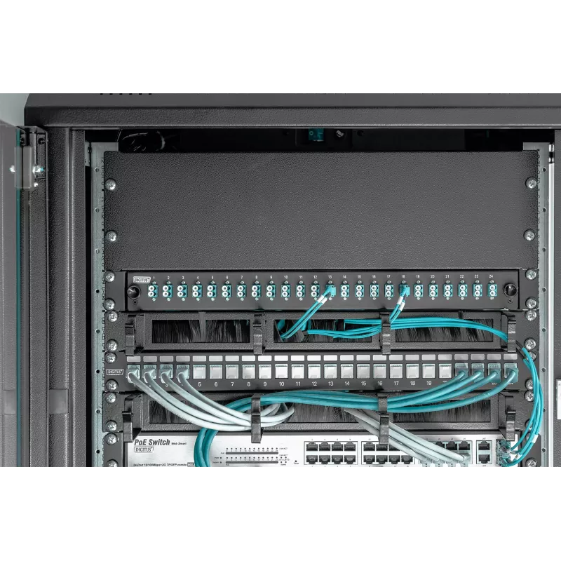 Slepá krytka Digitus DN-19 BPN-03-SW