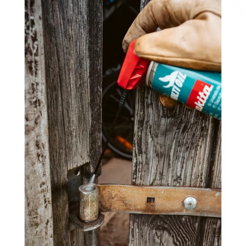 Makita 1910U9-1 multifunkčný ošetrovací olejový sprej 300 ml