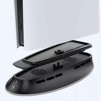Chladiaci stojan SUBSONIC SA5656 pre PS5 a PS5 slim s LED osvetlením, multi-ventilátorové chladenie, napájaný cez USB