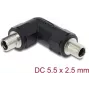 DC dutý konektor adaptér DELOCK 5,5 x 2,5 mm konektor samica-na-samica so závitovou objímkou, 90° zahnutý, čierny