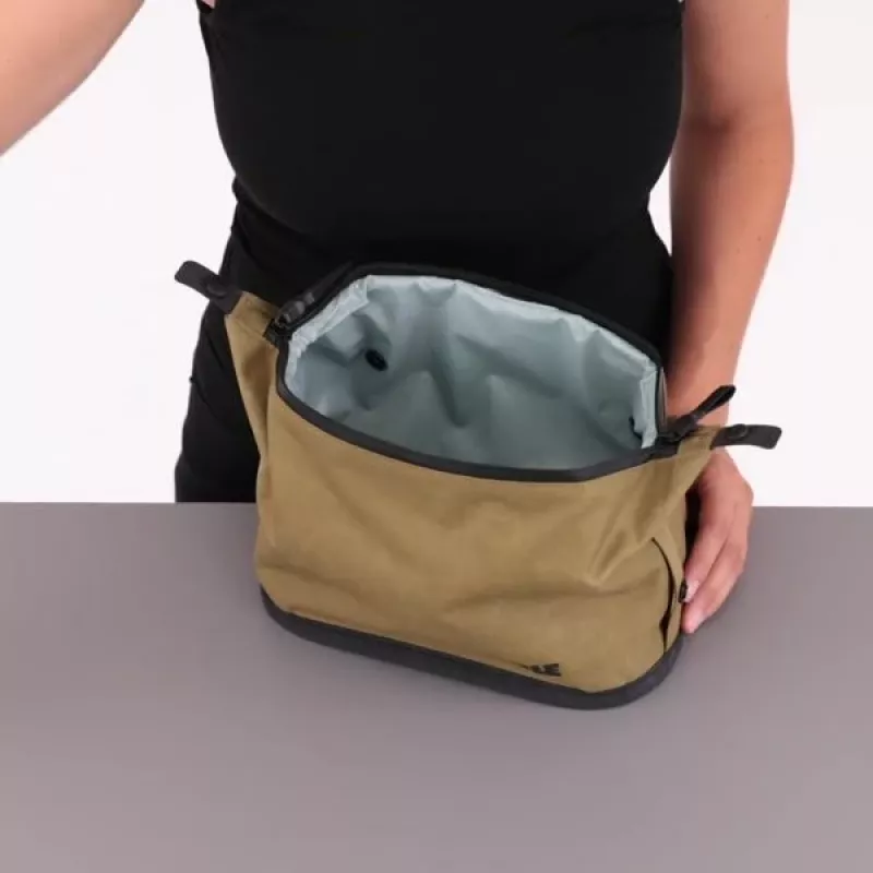 Thule 5437 Aion kozmetická taška čierna