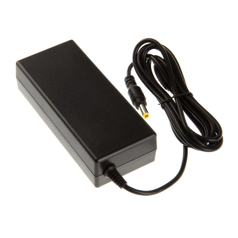 Napájací adaptér Akasa 65W NUC a mini-ITX