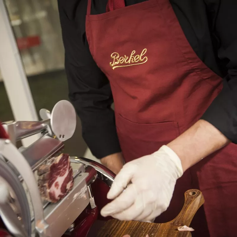 Kuchynská zástera Berkel DV7700 unisex červená bavlna