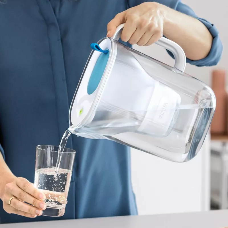 Brita Style eco filtračná kanvica na vodu, ľadovcovo modrá
