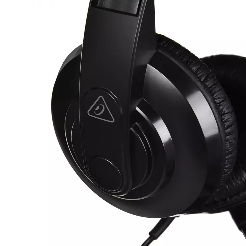 Behringer HPM1100 - uzavreté slúchadlá s mikrofónom a USB konektorom