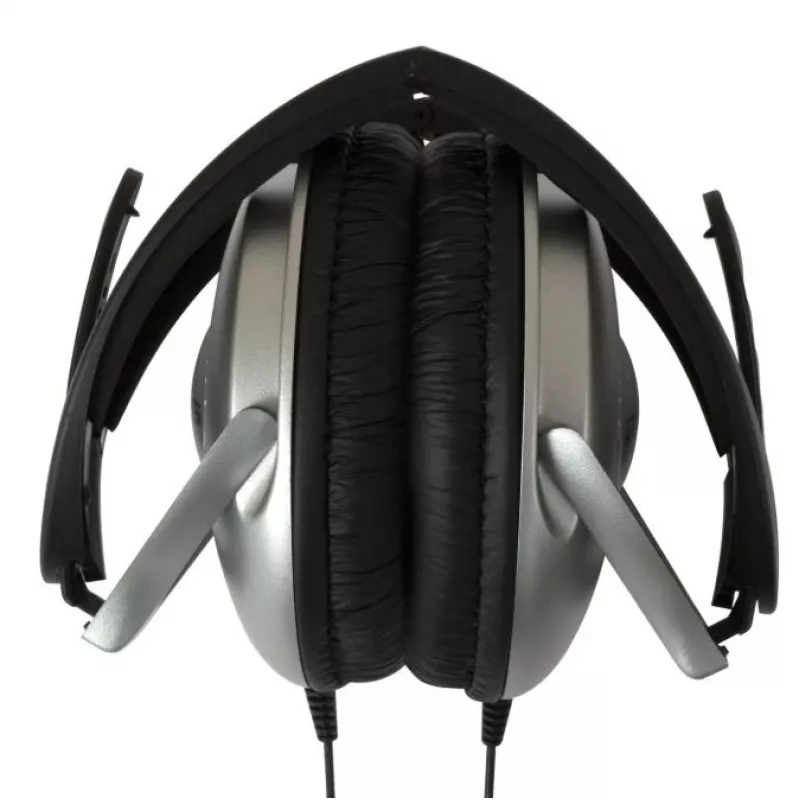Koss | slúchadlá | UR18 | káblové | on-ear | potlačenie hluku | strieborná