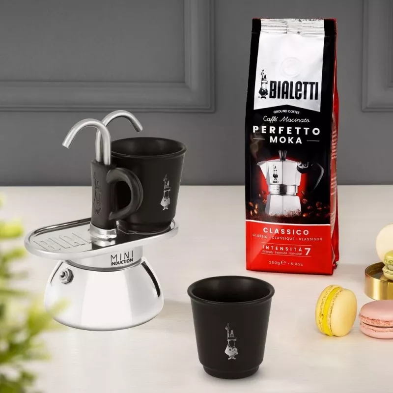 Súprava mokka kanvice Bialetti Mini Express Induction 7310, 2 šálky s 2 pohármi