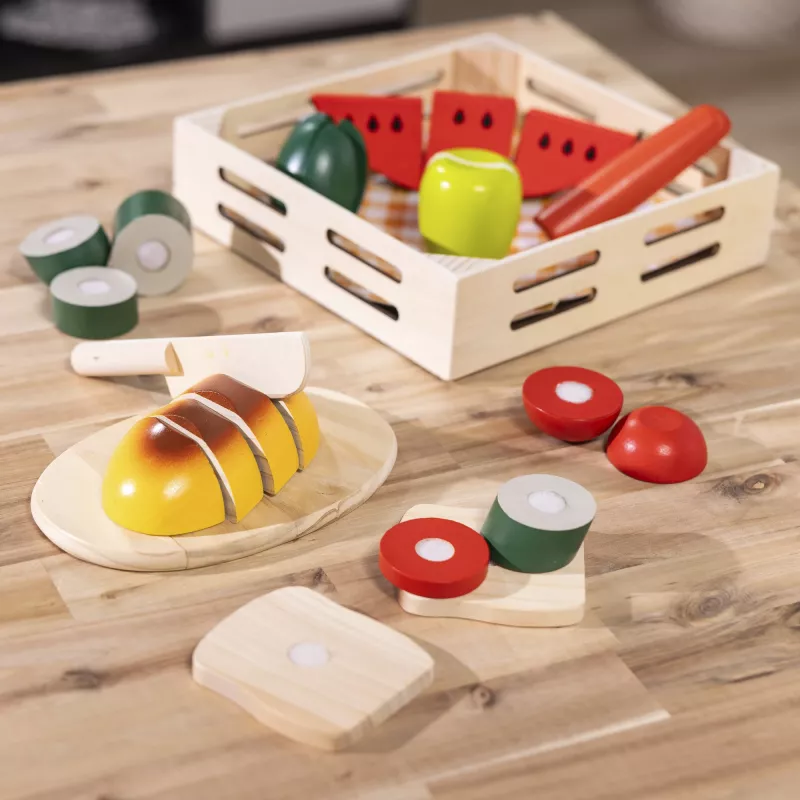 Melissa & Doug krájacia sada pre hraciu kuchyňu