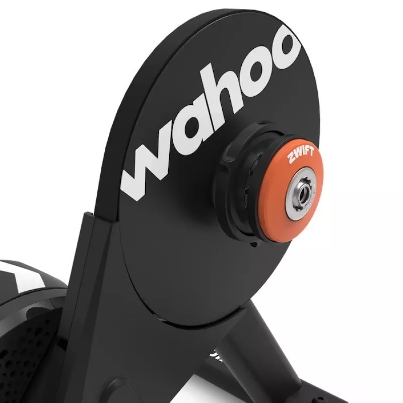 Wahoo KICKR CORE 2 trenažér (ZWIFT Cog & Click)