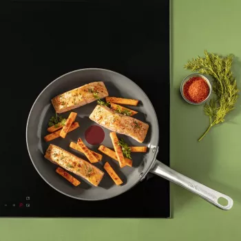 Panvica Tefal Renewal C4260443 24 cm — hliník, keramická nepriľnavá úprava, vhodná na indukciu, Thermo-Spot